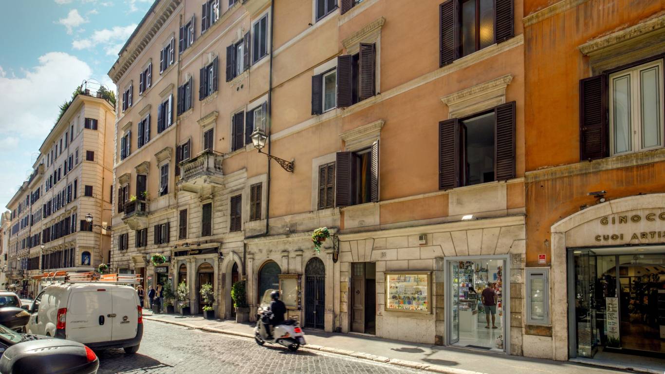 rhome-sistina-maggio-2026-esterno rhome-sistina-maggio-2026-esterno